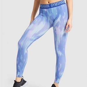 GYMSHARK blue pattern leggings